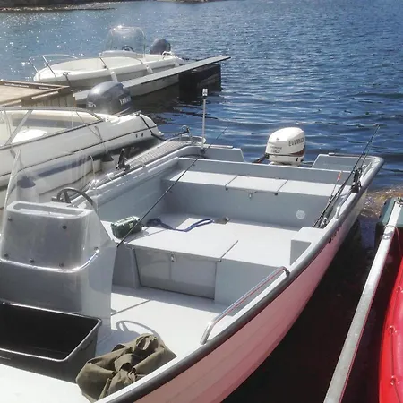 Stunning In Farsund With Ethernet Internet Holiday home